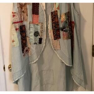 NEW PAPERLACE women's applique vest in blue